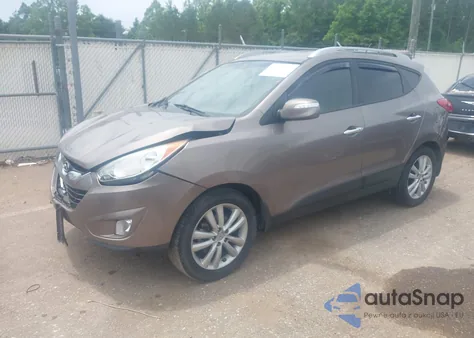 2013 Hyundai Tucson Limited z USA, uszkodzony, nr VIN KM8JU3AC8DU587576
